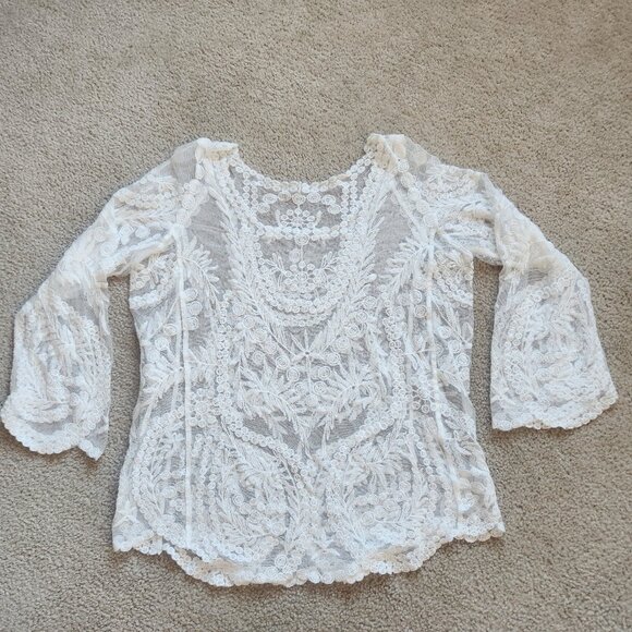 Tops - NWOT Lace top XS or S